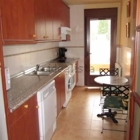 Comoda Casa Al Pie De La Plataforma De Gredos